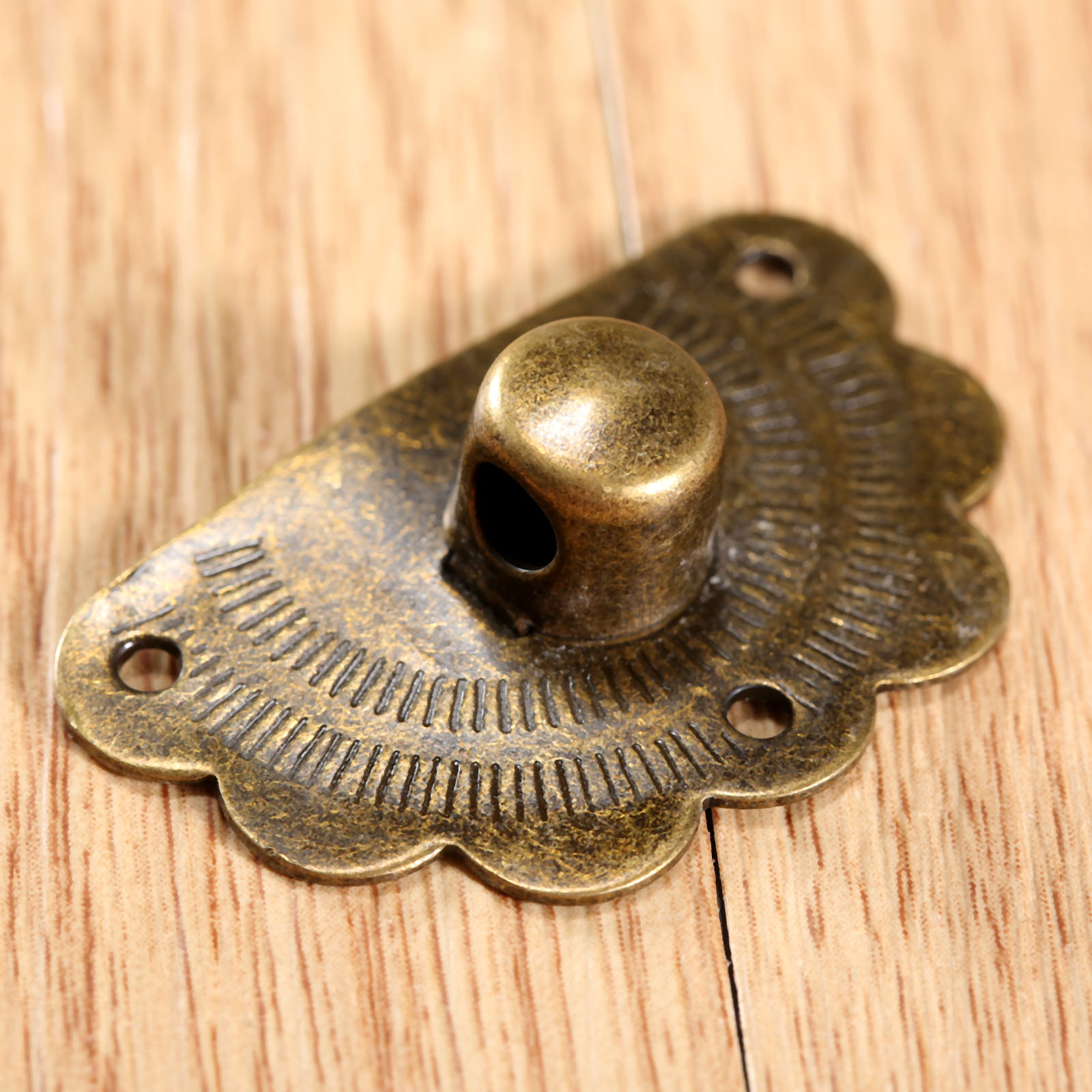 Antique Bronze Hasps Lock Deco - Antique Brass Hook 评论和价格
